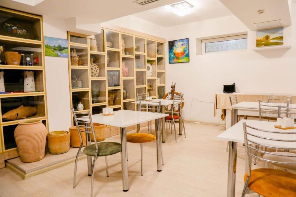 The Center Hotel Баку Екстер'єр фото