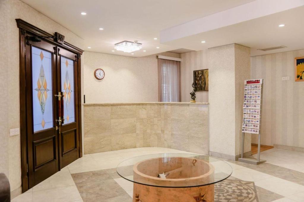The Center Hotel Баку Екстер'єр фото