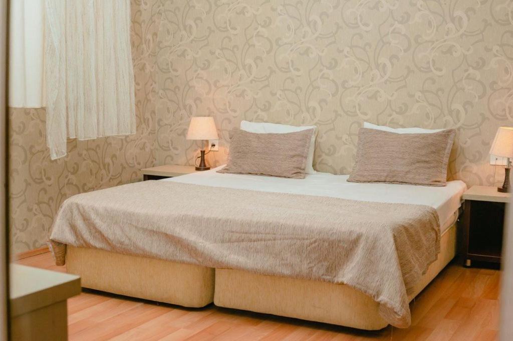 The Center Hotel Баку Екстер'єр фото